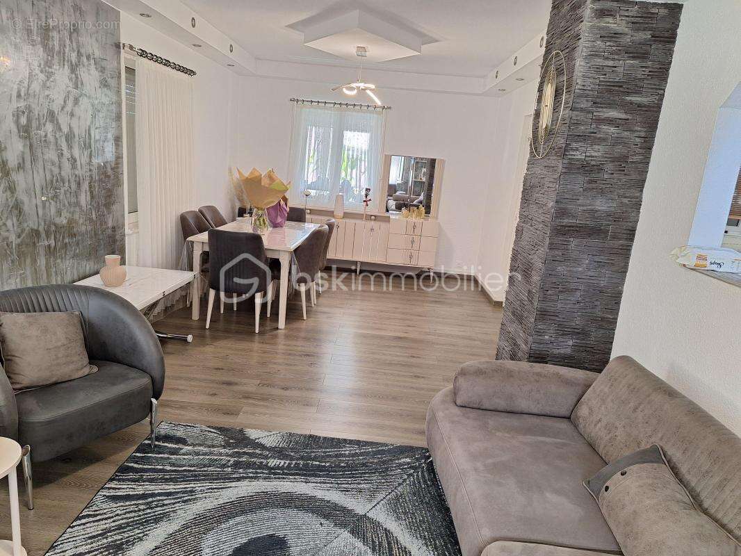 À vendre – Belle maison de 160 m² entièrement rénovée - photo 2