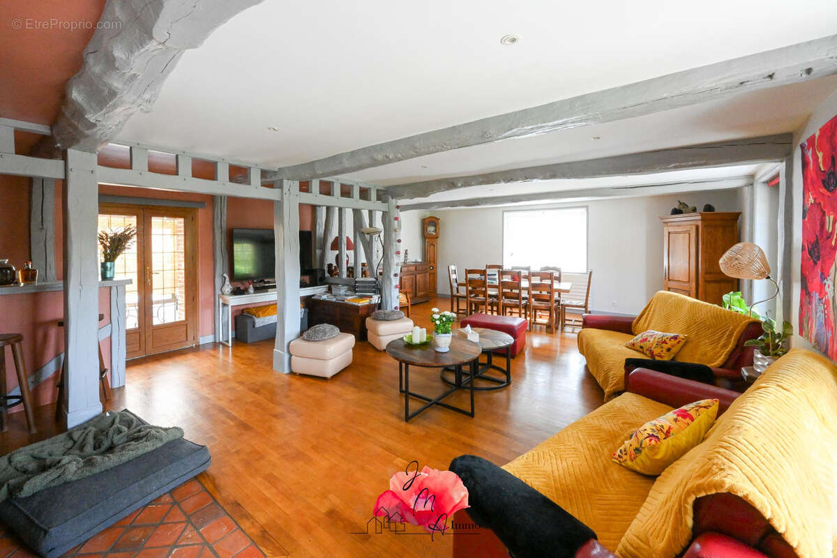 Maison à LA CERLANGUE