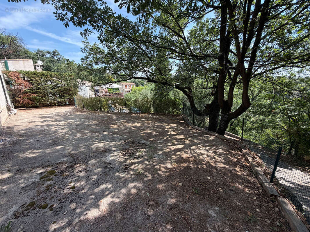 LA GAUDE VILLAGE - Maison individuelle 5 Pièces avec PISCINE - photo 15