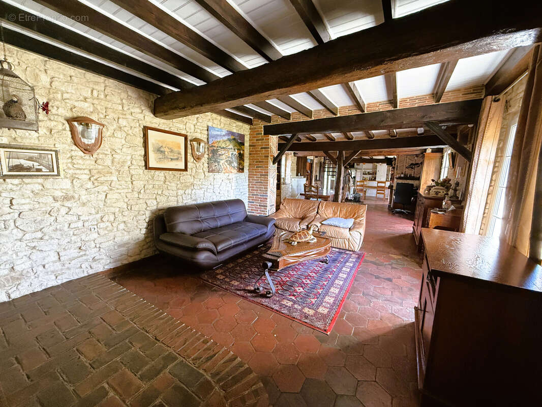 Maison à ERMENONVILLE-LA-GRANDE