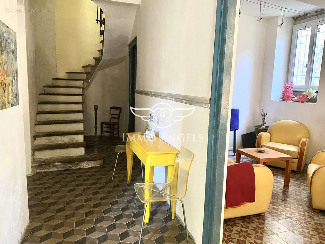 Maison 185 m² à Camplong-D'aude  - photo 2