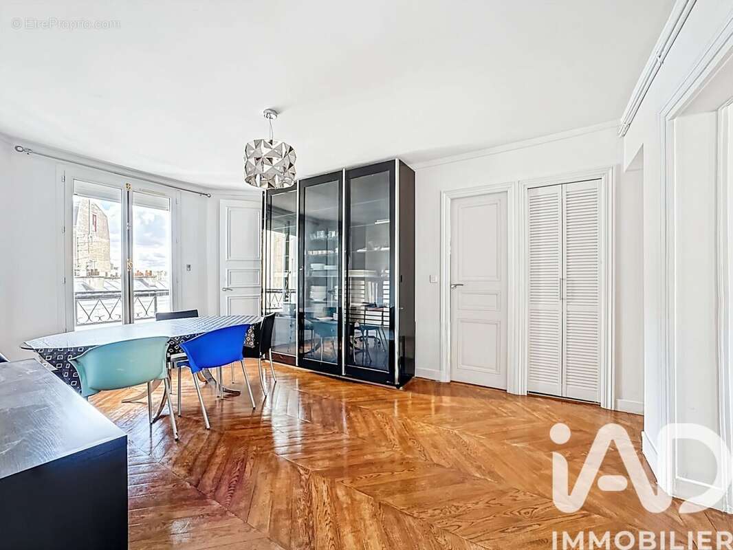 Photo 9 - Appartement à PARIS-9E