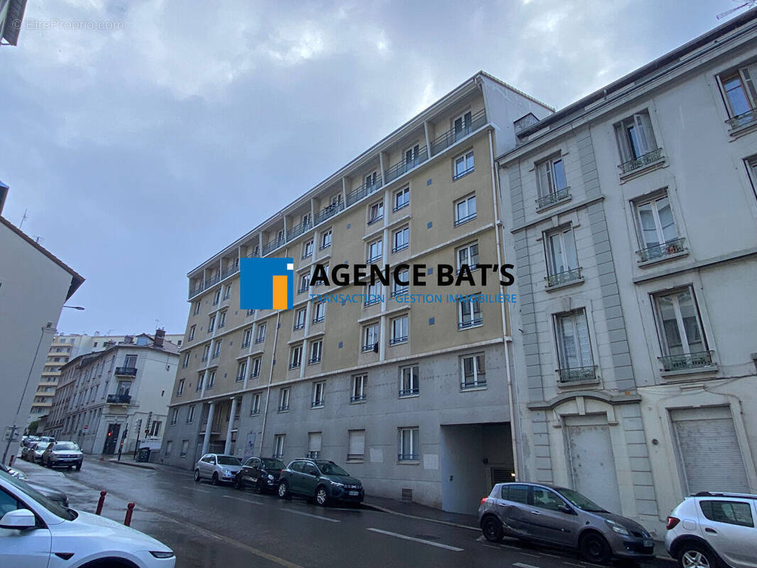 Photo 1 - Appartement à SAINT-ETIENNE