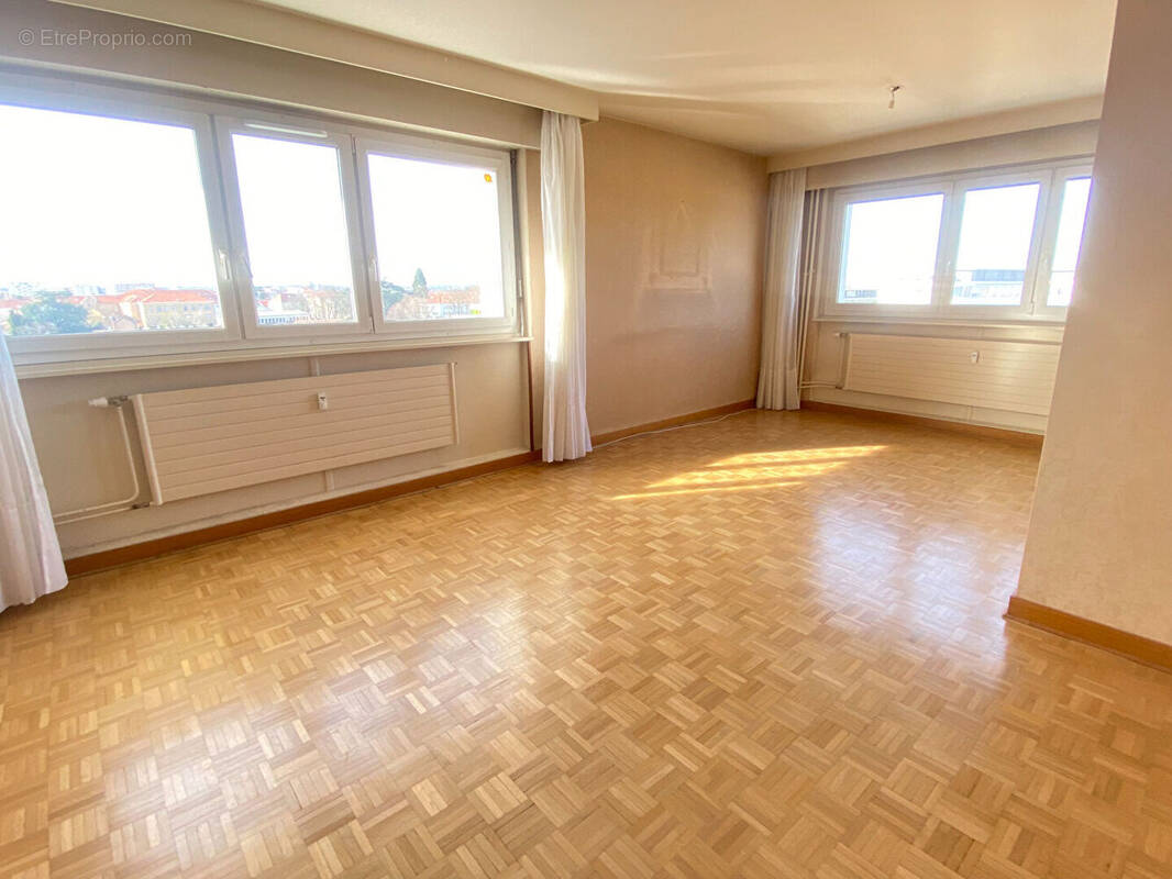 Appartement à ROANNE