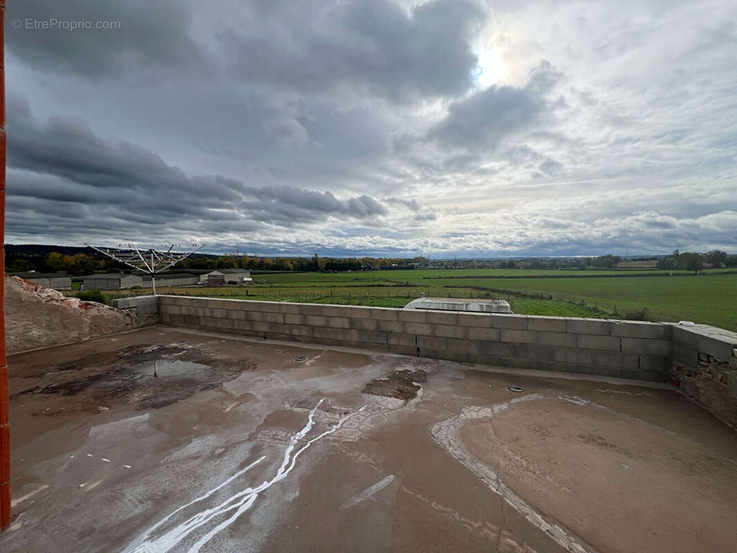 Maison à SAINT-VICTOR