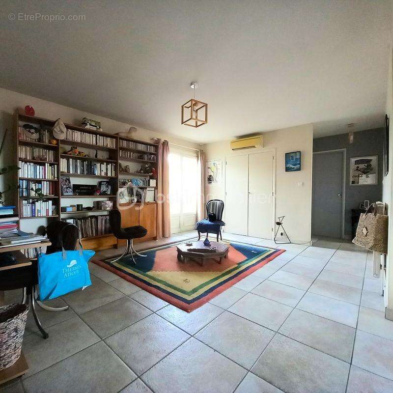 Appartement à BAILLARGUES