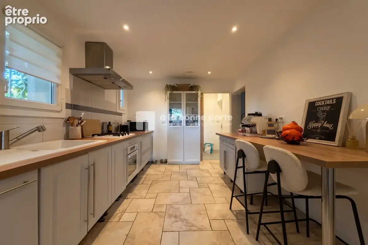 Maison 5 pièces 89 m² à vendre à Velaux (13880) - photo 7