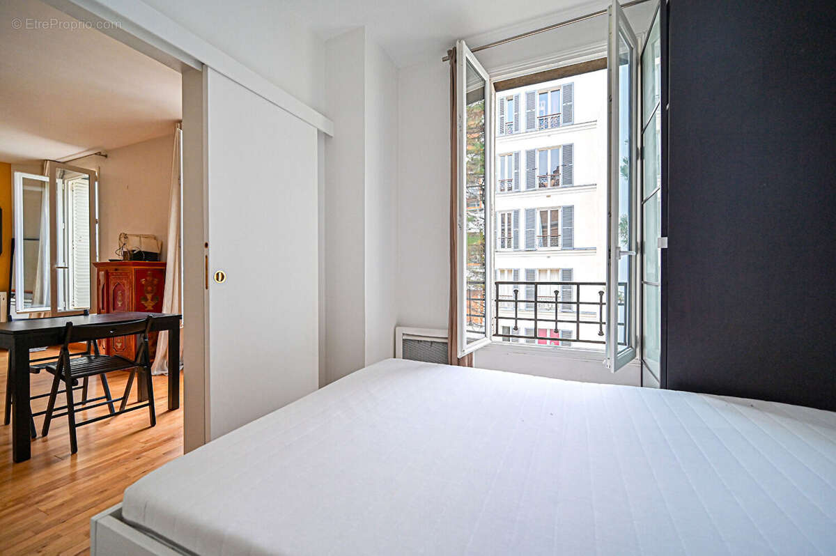 Appartement à PARIS-20E