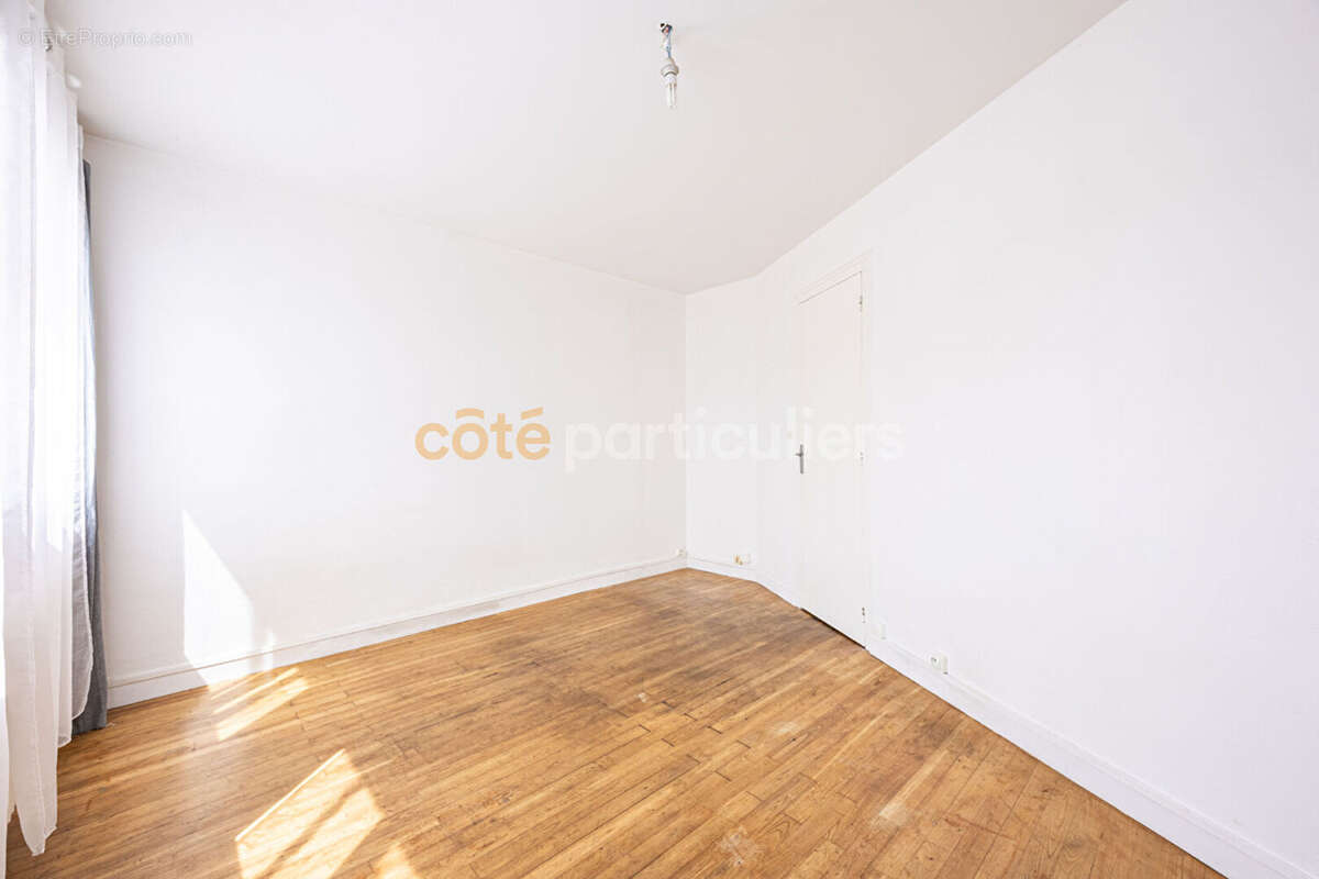 Nantes -- procé -- appartement t1 bis -- 28m2 -- cave -- rénovation - photo 4