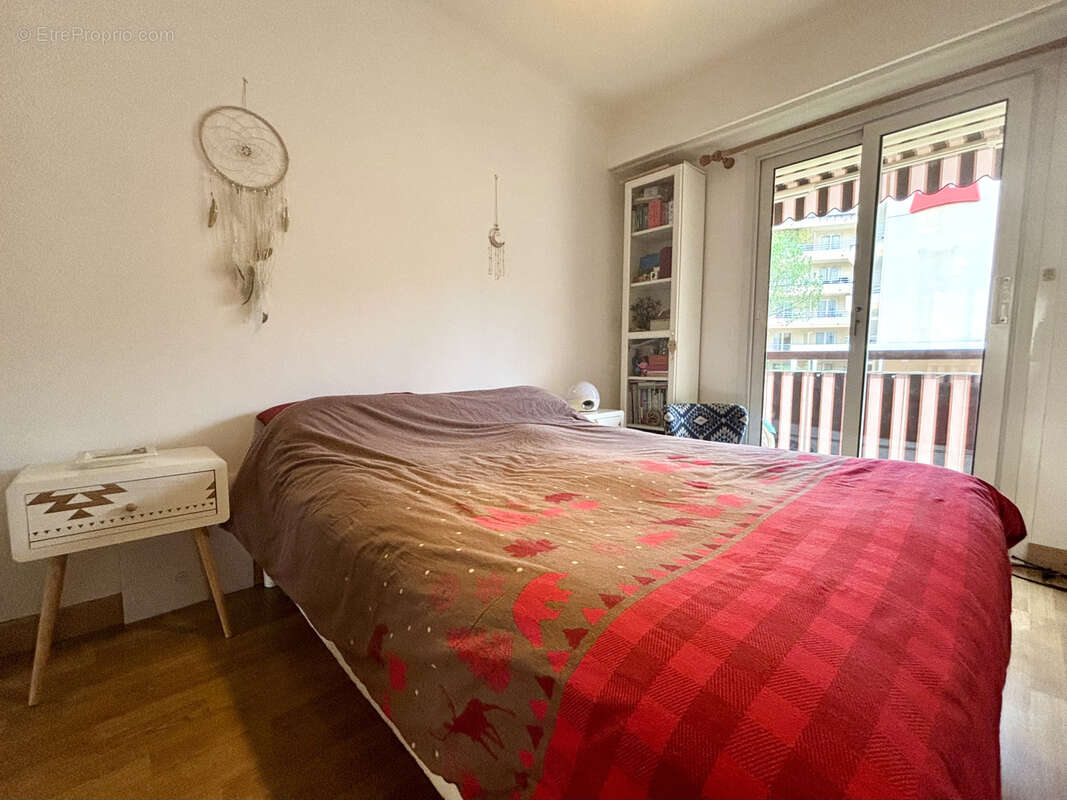 Appartement à ROQUEBRUNE-CAP-MARTIN