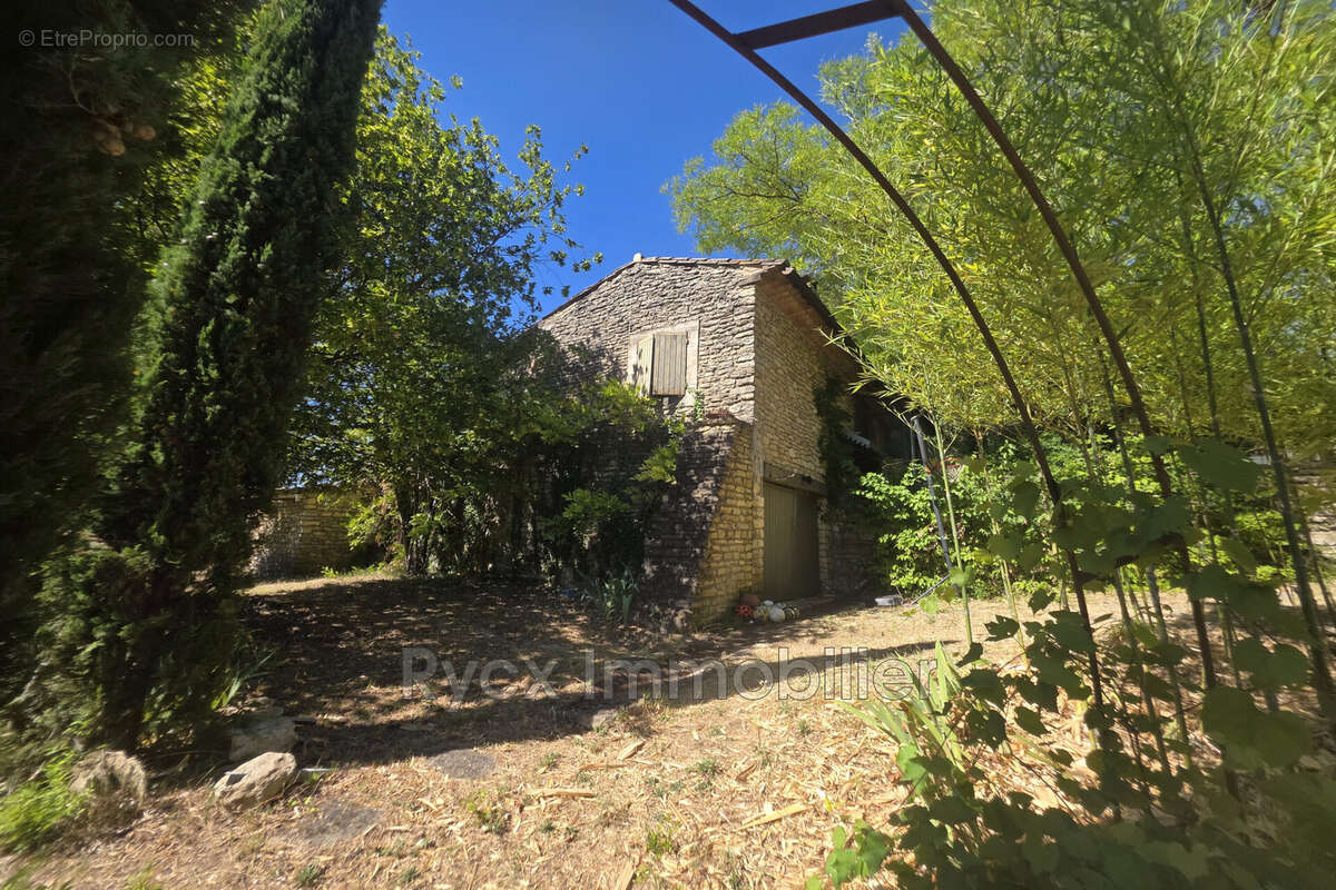 Maison à Goult  - photo 3
