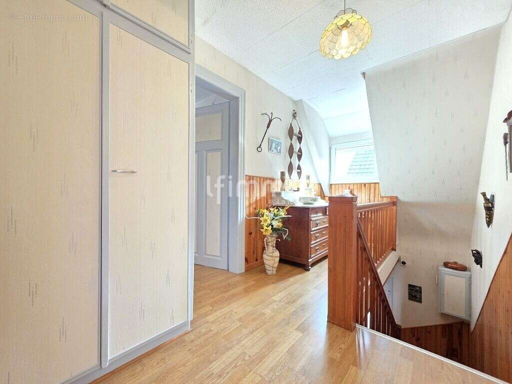 Maison 5 pièces 117 m² quartier Floridor à Thann(68800) - photo 8