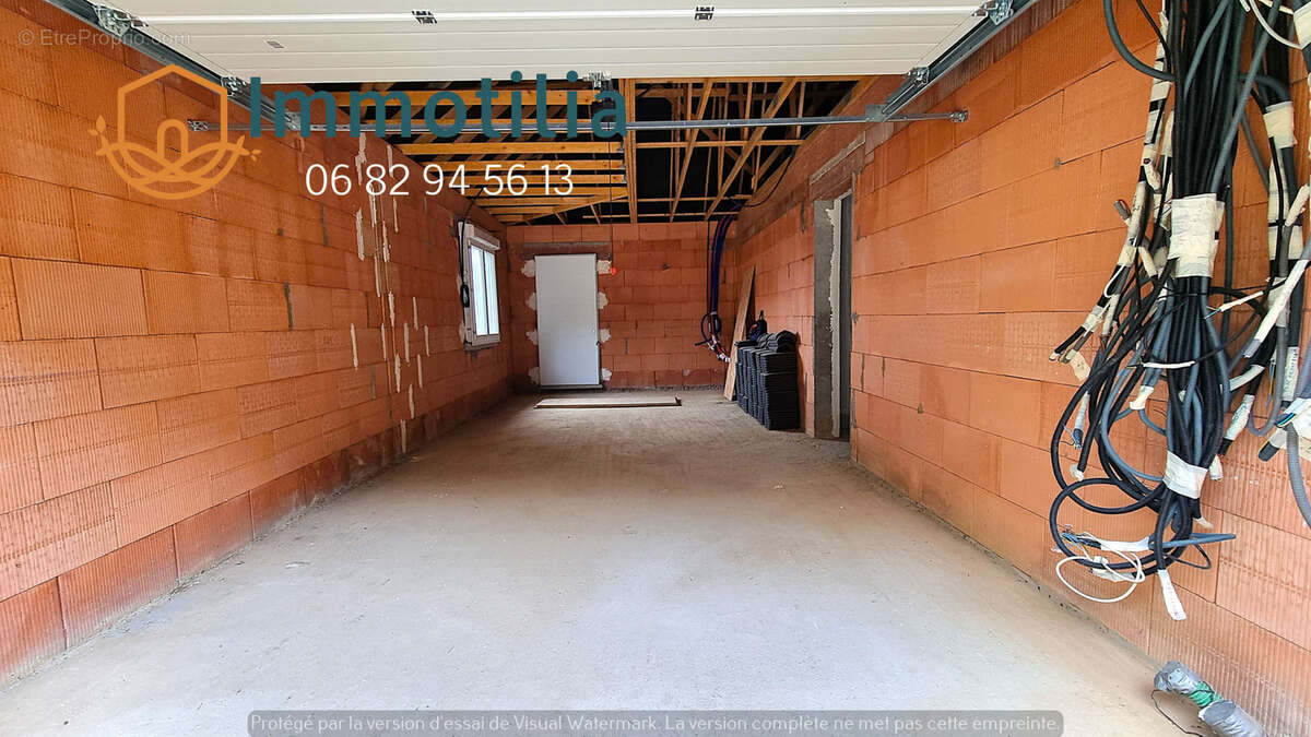 Maison à PONT-SUR-YONNE