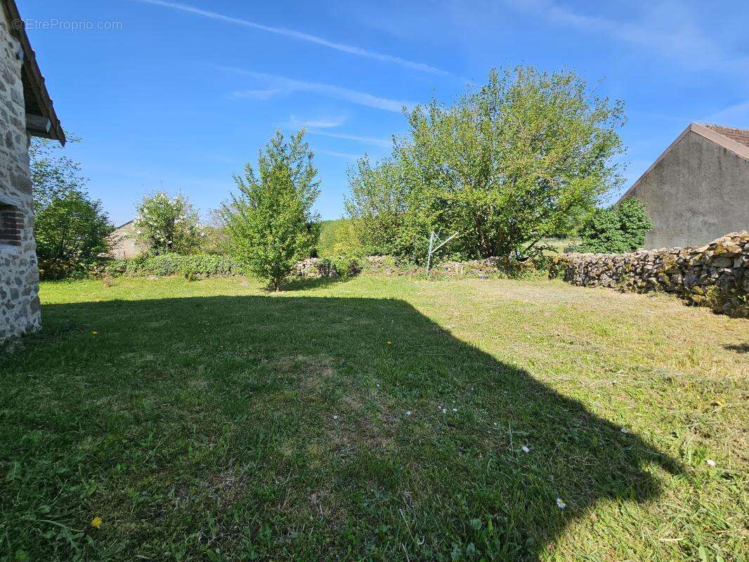 Maison 66 m² à Fleurat  - photo 11