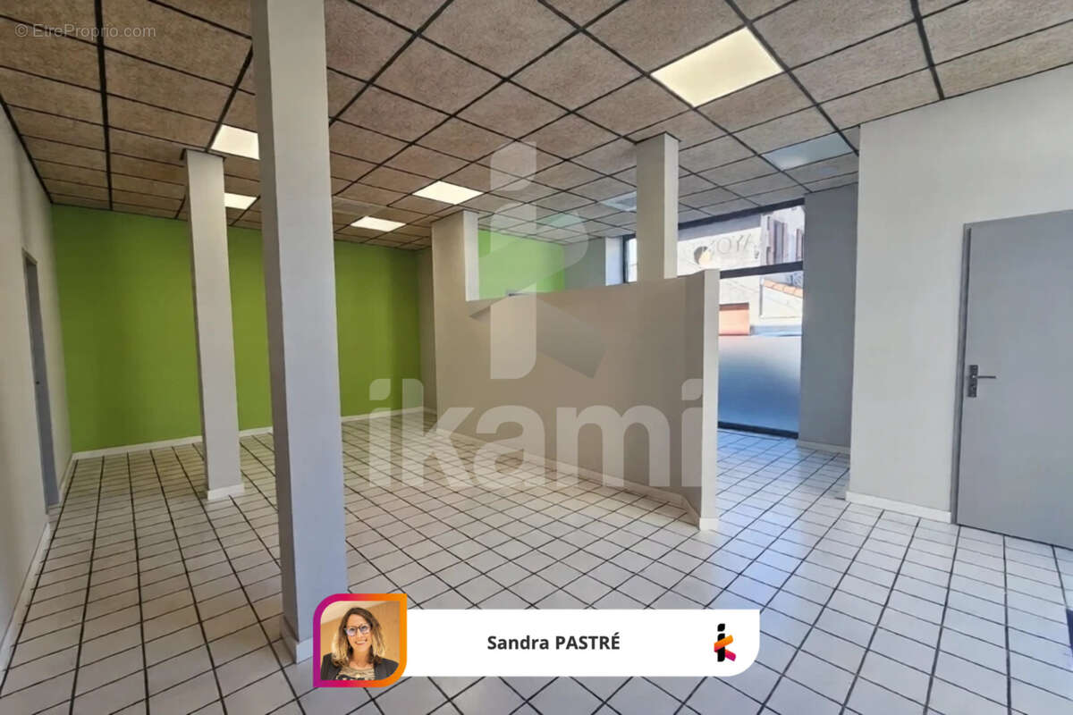 Romans-sur-Isère - Local professionnel  59 m2 - photo 2