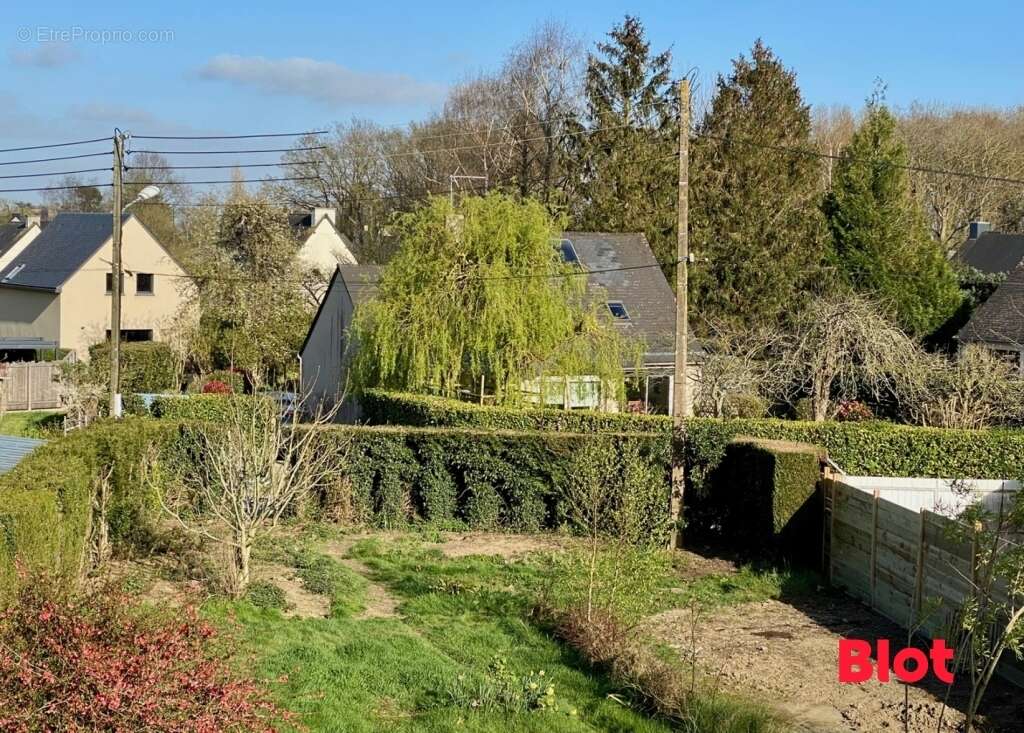 Terrain à PLOUER-SUR-RANCE