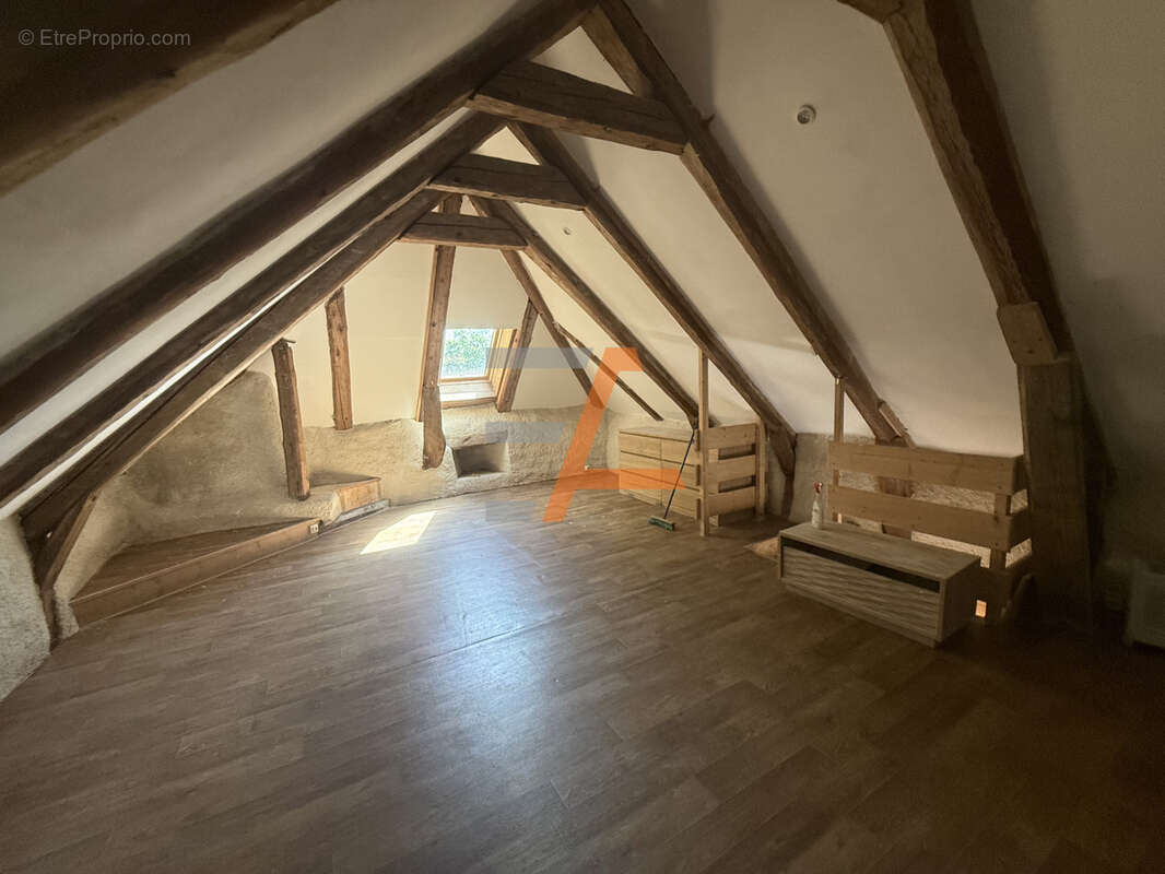 Maison à PRESAILLES