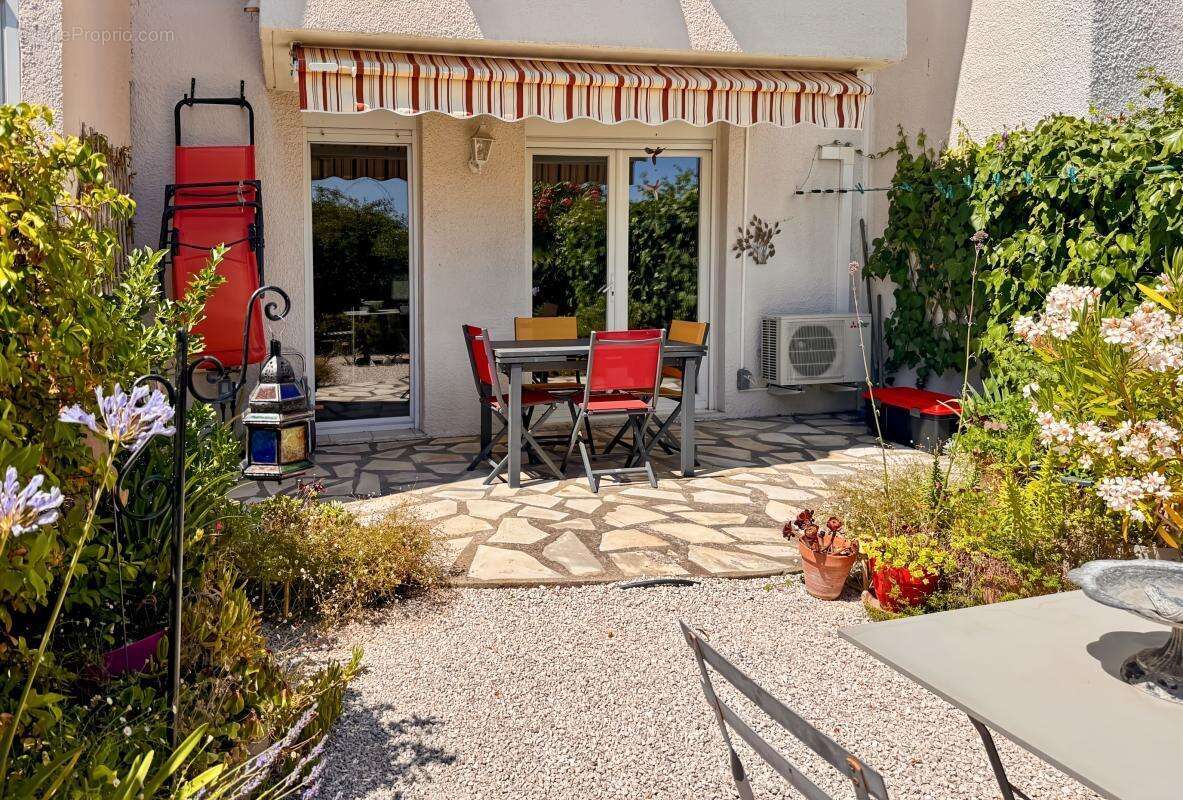 Appartement à SAINT-RAPHAEL