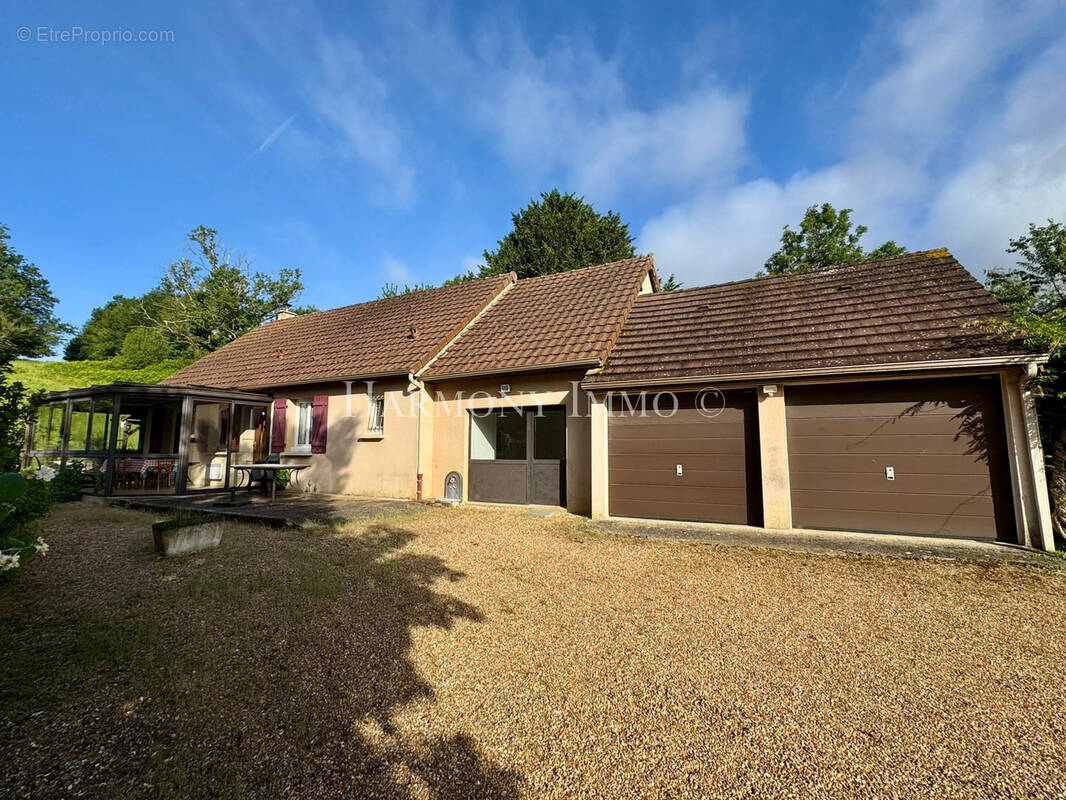 Maison à LONGNY-AU-PERCHE