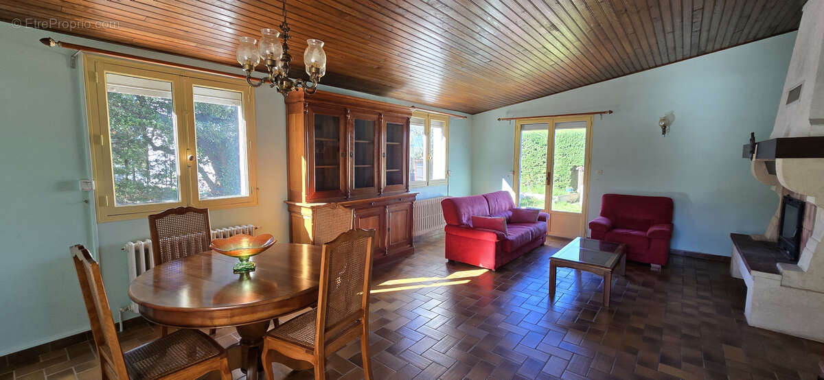 Maison à LA BOISSIERE