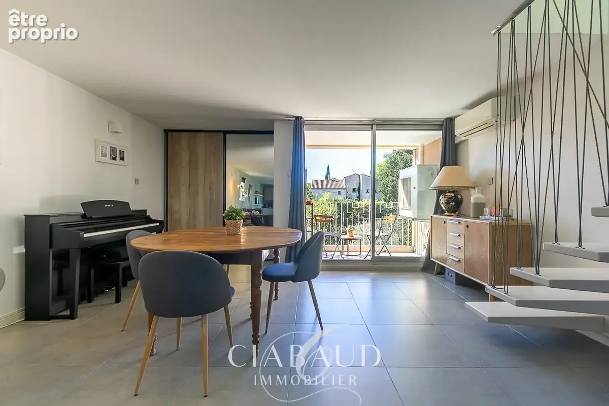 Dernier étage T3 100m2 avec terrasse parking privatif et cave - photo 6