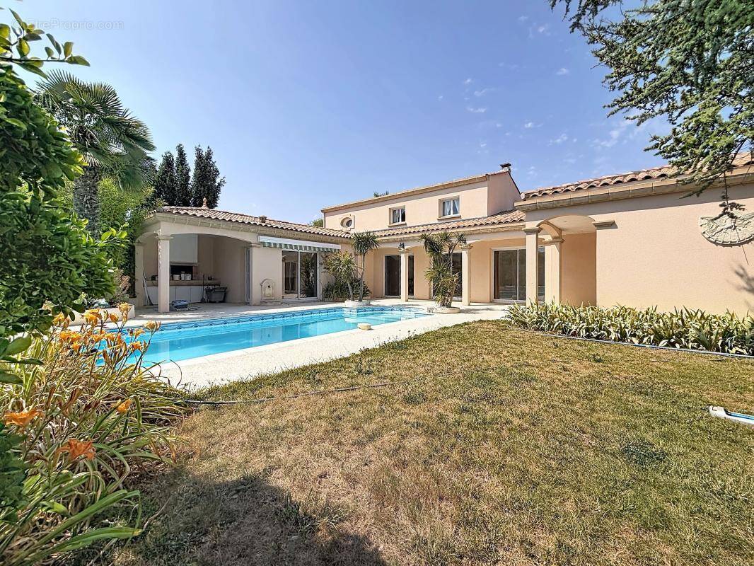 Maison à ESNANDES