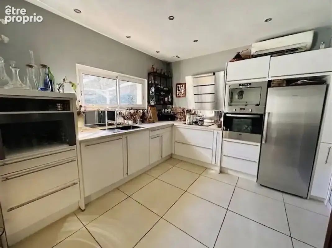 Ensemble immobilier rare : 2 villas, 10 pièces - photo 7