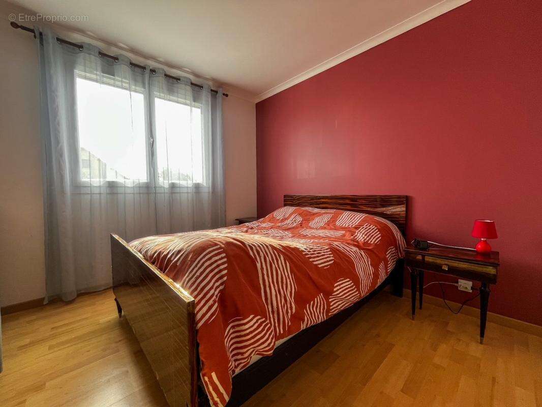 Maison à NOTRE-DAME-DE-GRAVENCHON