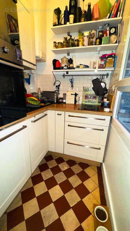 Appartement à PARIS-10E