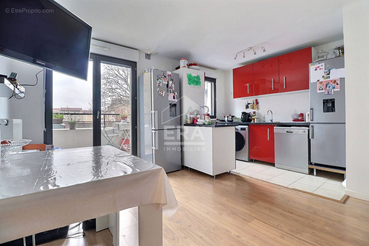 Appartement à AUBERVILLIERS