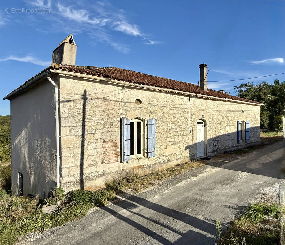 Maison à HAUTEFAGE-LA-TOUR