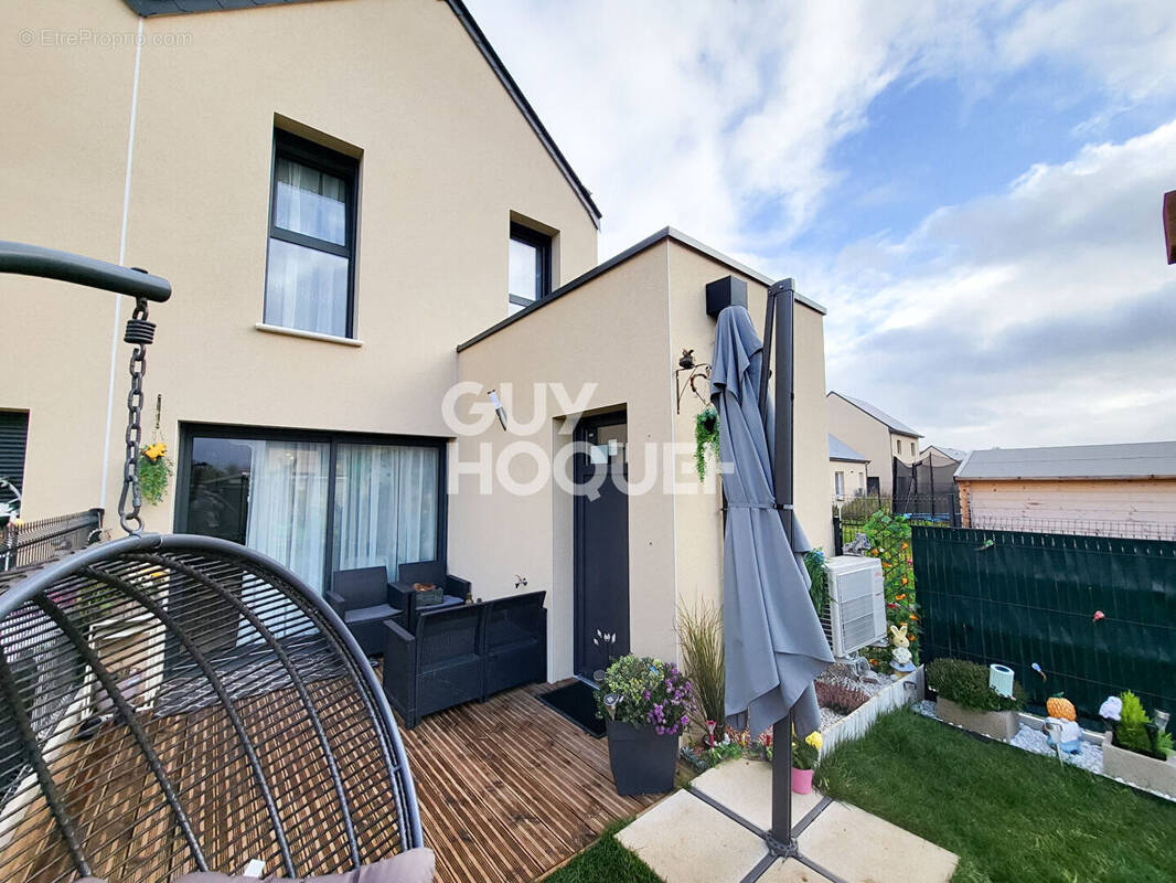 Maison à BRETTEVILLE-SUR-LAIZE