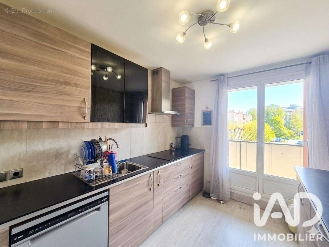 Appartement 73 m² à Brou-Sur-Chantereine  - photo 3