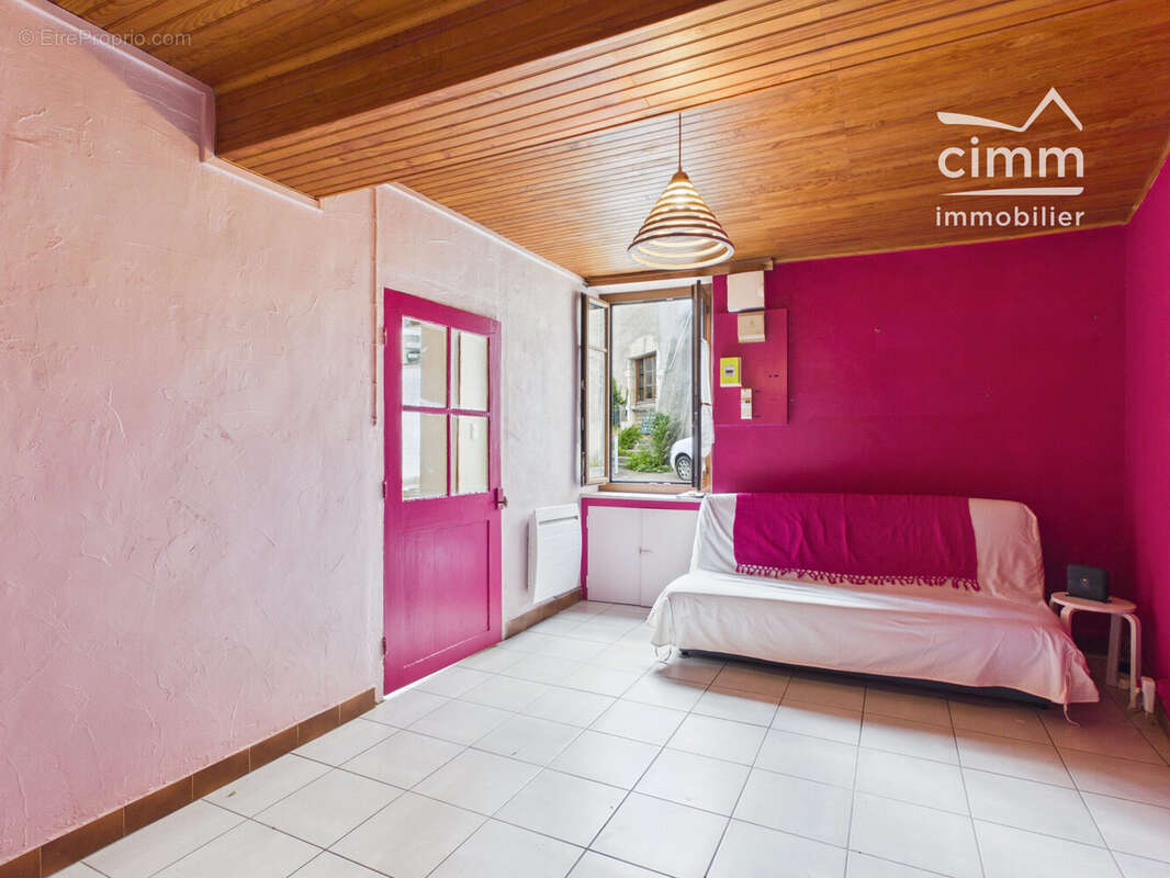 Maison 80 m² à Tullins  - photo 6