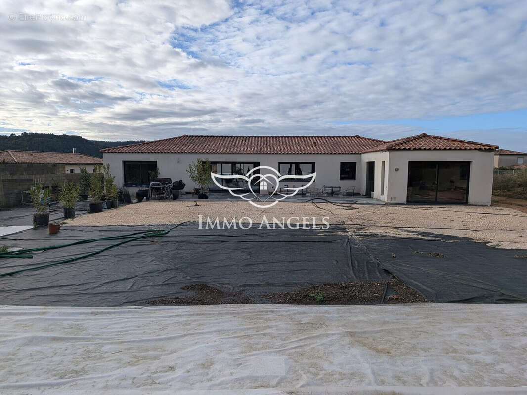 Maison à CESSENON-SUR-ORB