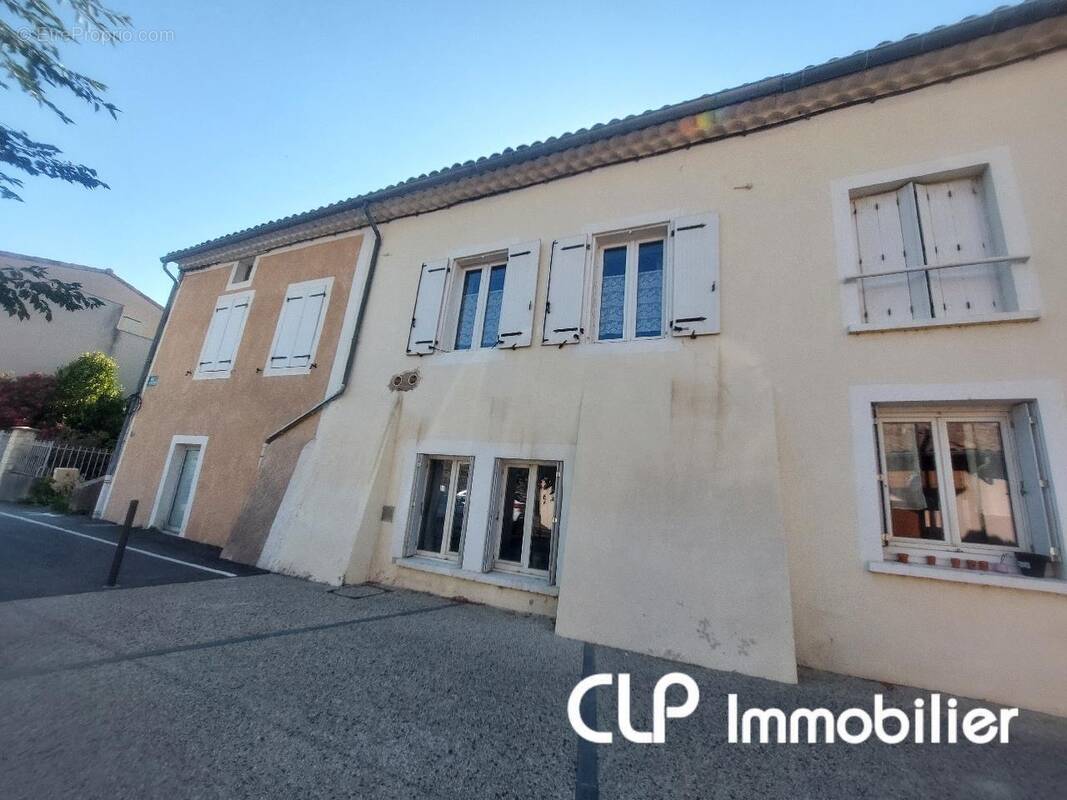 Appartement à LYAS