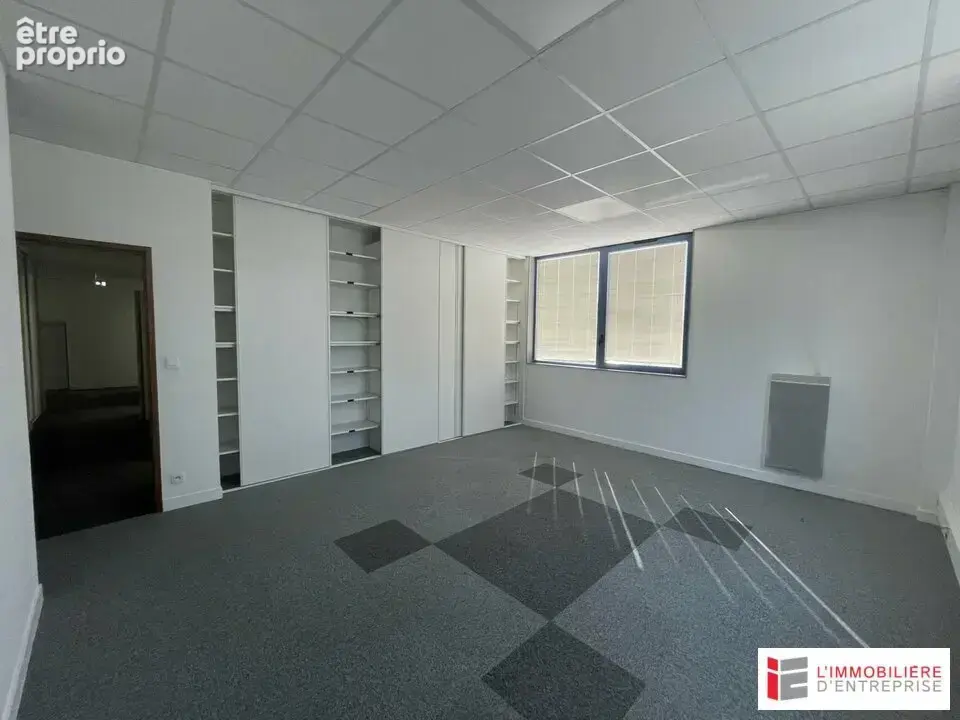 Bureaux a vendre - photo 2