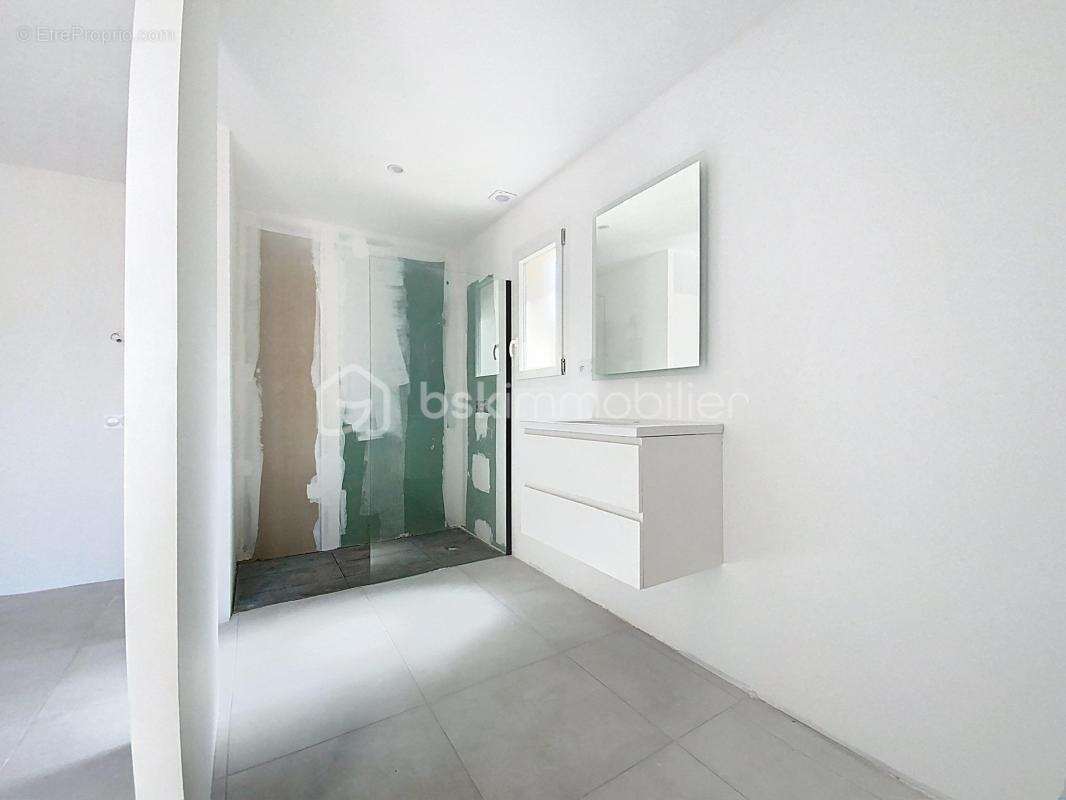 Maison à CESSENON-SUR-ORB