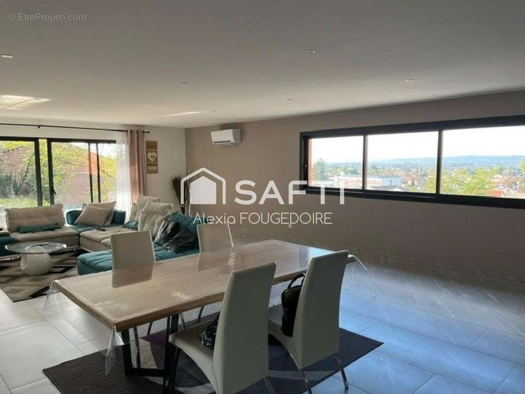 Photo 3 - Maison à SAINT-JUERY