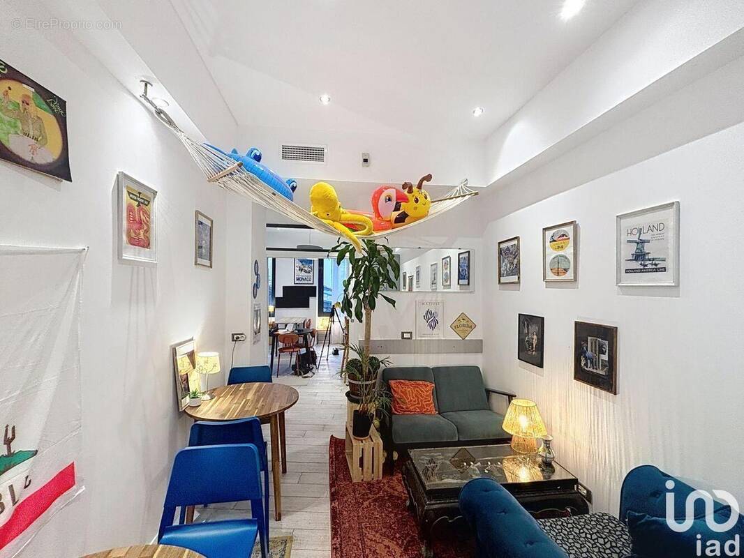 Photo 1 - Commerce à MENTON