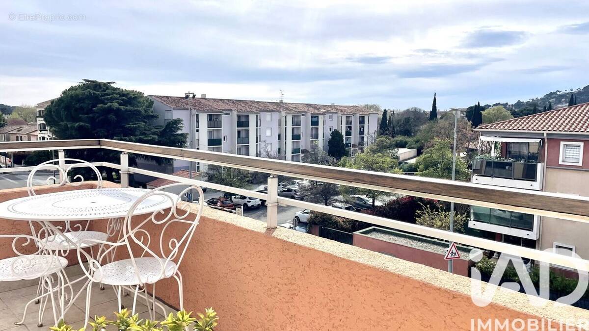 Photo 1 - Appartement à LA VALETTE-DU-VAR