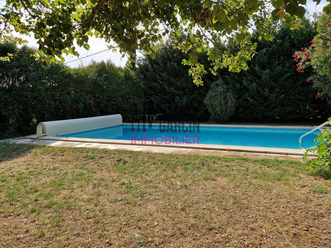 Maison à SAUMANE-DE-VAUCLUSE