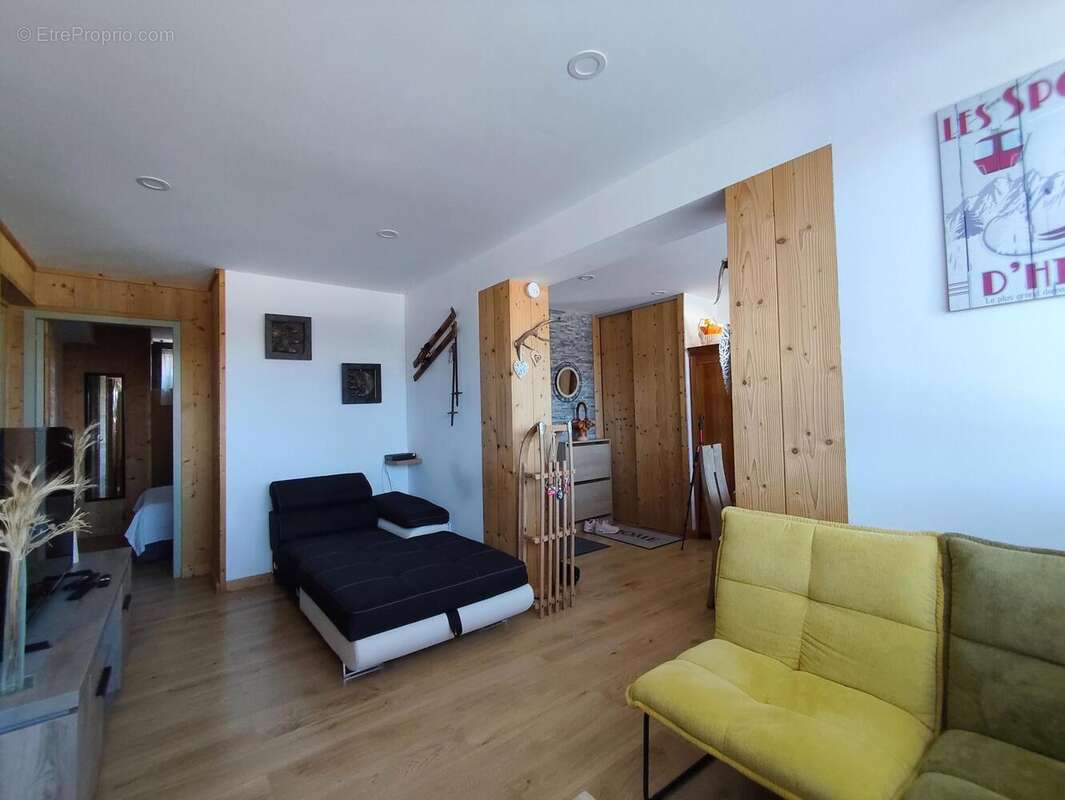 Appartement 79 m² à Egat  - photo 6