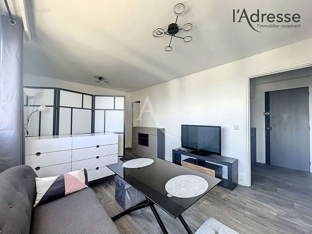 Appartement à SURESNES