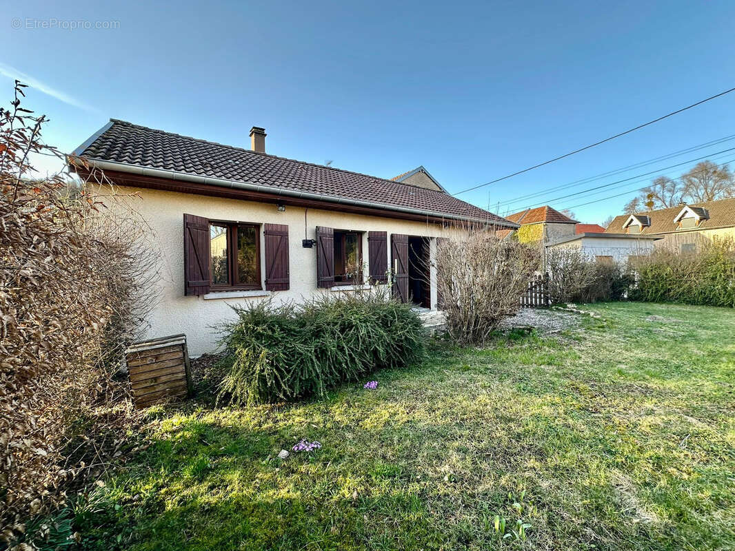 Maison à LA PISSEURE