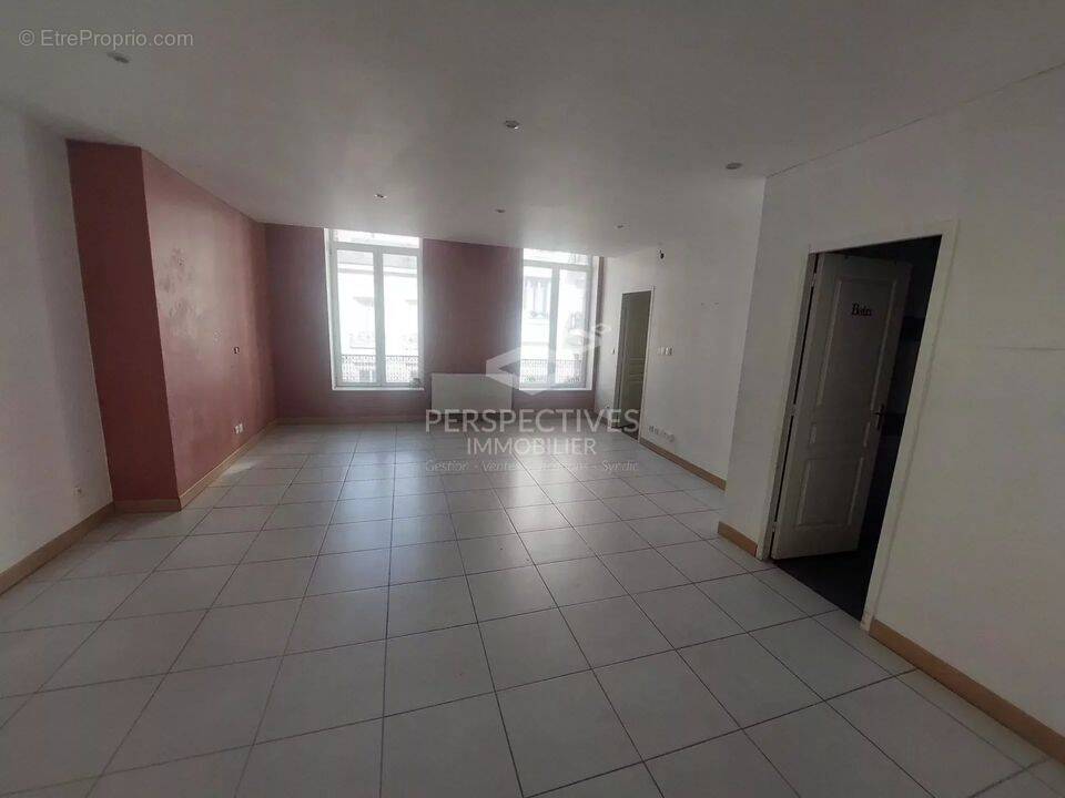 Appartement à SAINT-ETIENNE