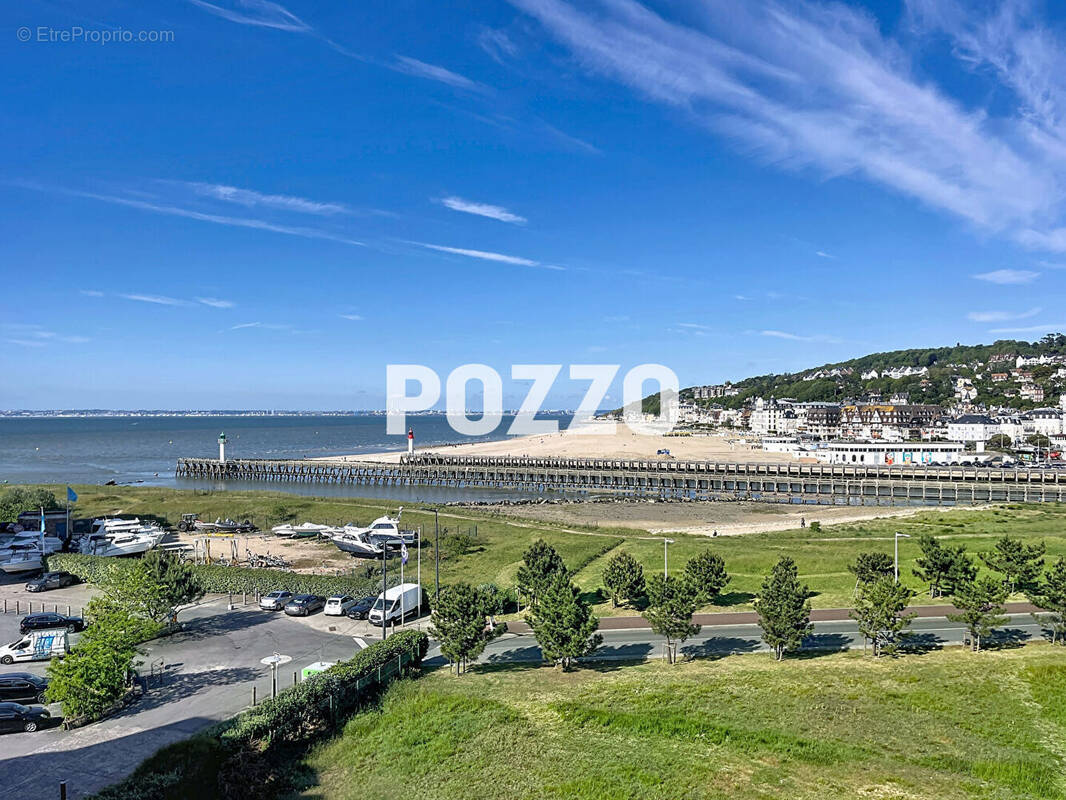 Appartement à DEAUVILLE