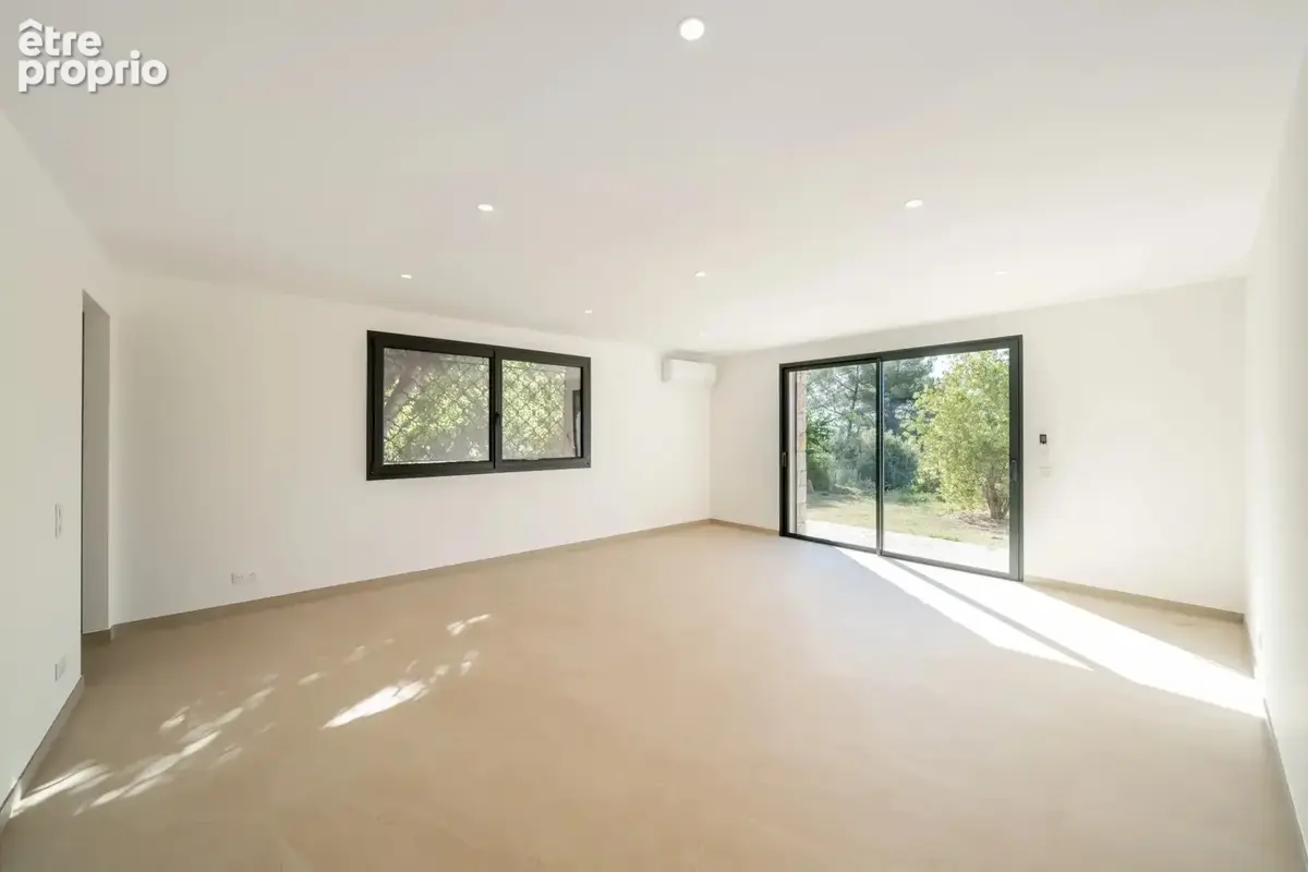 Villa de charme en pierre  plain-pied  300 m² 7000 m² du terrain  Piscine balinaise - photo 16