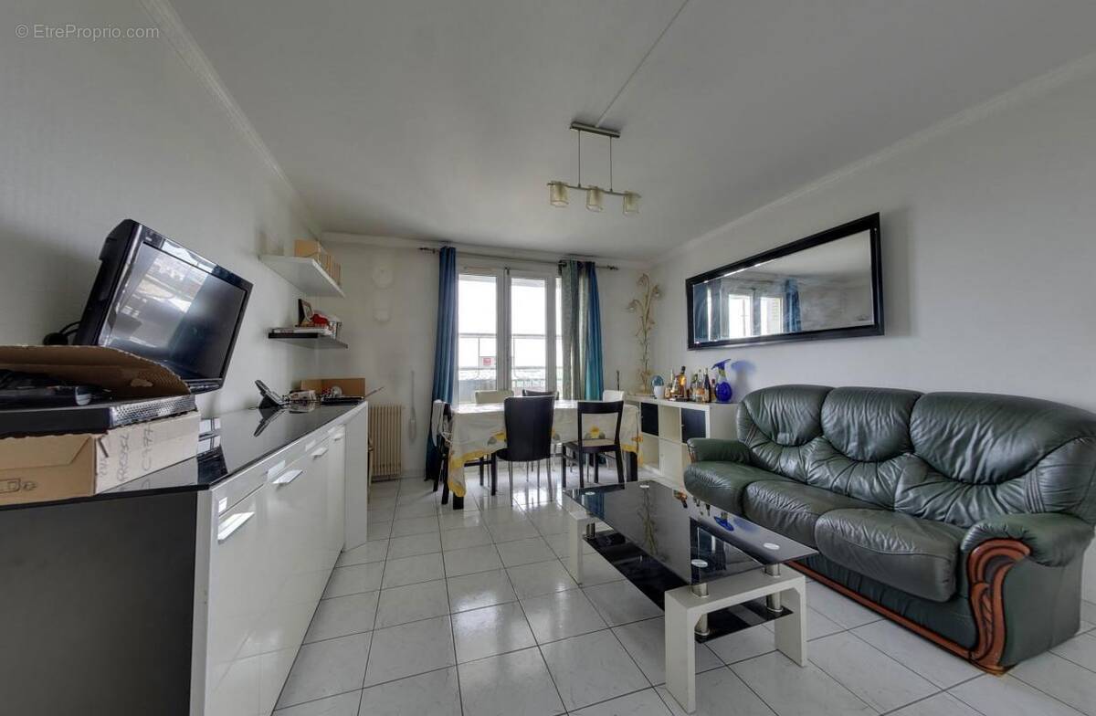 Appartement à AULNAY-SOUS-BOIS