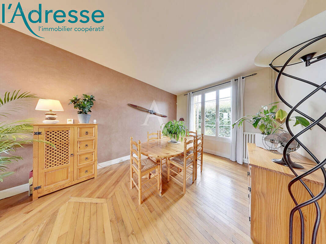 Maison Champs Sur Marne 5 pièce(s) 100m2 - photo 5
